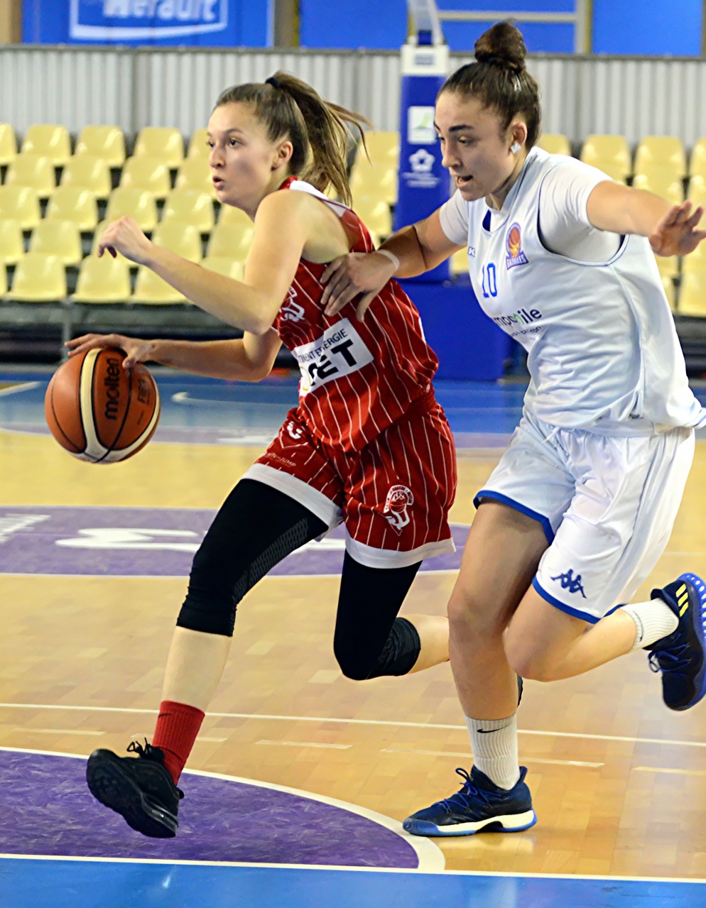 0_Noémie_Derrière_F